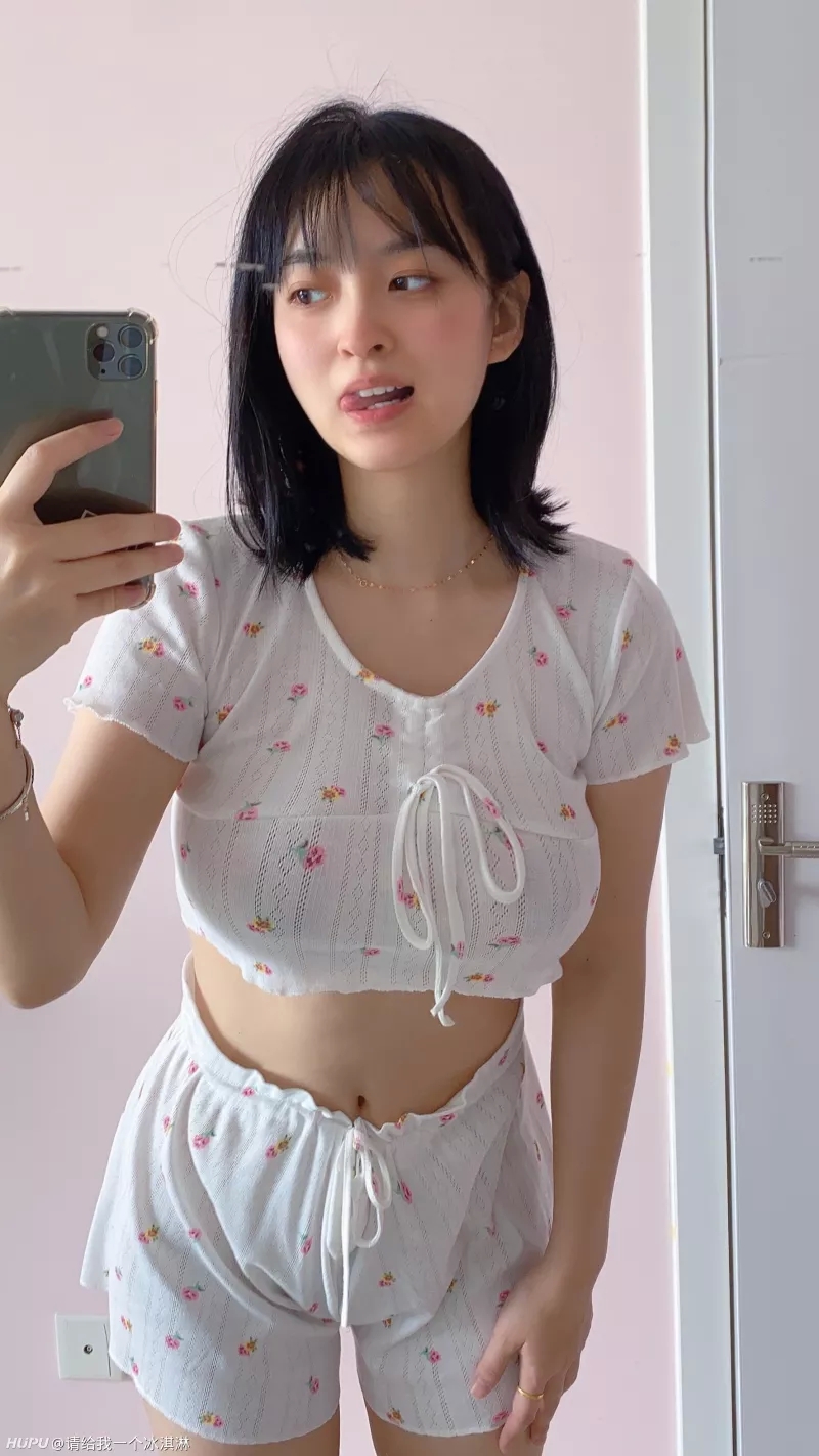 虎扑网红“请给我一个冰淇淋”全部美图